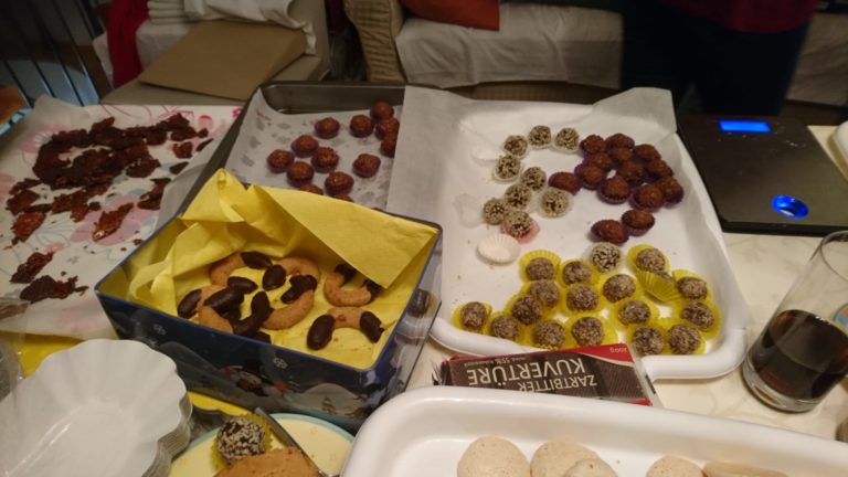 OFS | Ordo Franciscanus Saecularis Österreich |Salzburg_Adventmarkt_Franziskanerkloster-6